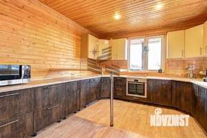Коттедж 210м², 3-этажный, на длительный срок, 