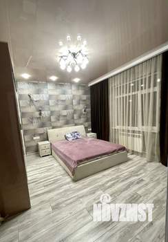 Дом 240м², 2-этажный, на длительный срок, 