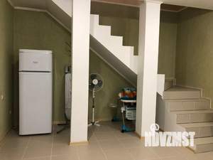 Дом 100м&sup2;, 3-этажный, посуточно, 