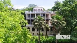 Коттедж 1090м², 3-этажный, на длительный срок, 