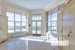 Дом 1400м², 2-этажный, на длительный срок, 