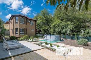 Дом 100м², 2-этажный, посуточно, 