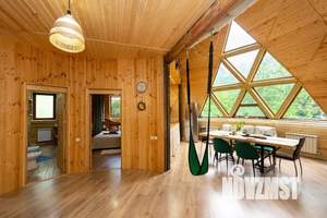 Дом 230м², 2-этажный, посуточно, 