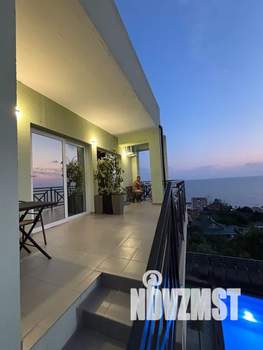 Дом 45м&sup2;, 3-этажный, посуточно, 