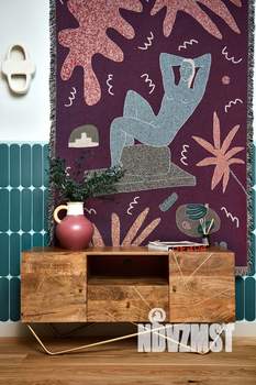 Дом 300м², 3-этажный, на длительный срок, 