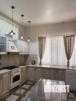 Таунхаус 140м², 2-этажный, на длительный срок, 