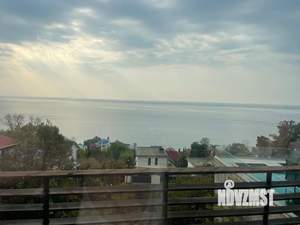 Дом 300м&sup2;, 3-этажный, посуточно, 