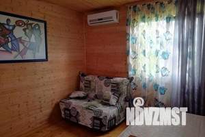Дом 42м², 2-этажный, посуточно, 