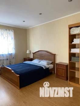 Дом 100м², 3-этажный, посуточно, 