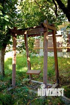 Коттедж 233м², 3-этажный, на длительный срок, 