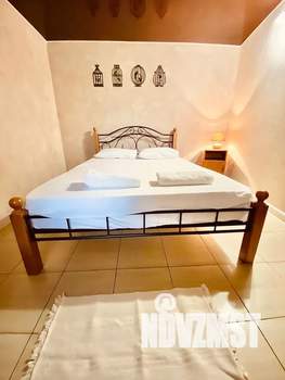 Дом 100м&sup2;, 3-этажный, посуточно, 