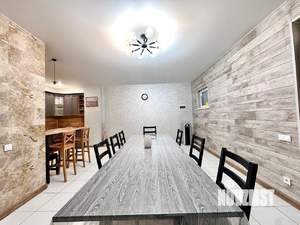 Коттедж 450м², 2-этажный, на длительный срок, 