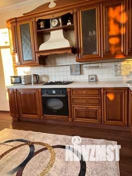 Дом 250м², 2-этажный, посуточно, 