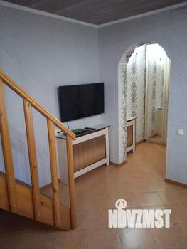 Дом 80м², 2-этажный, на длительный срок, 