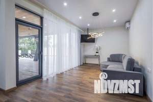 Дом 450м², 2-этажный, посуточно, 