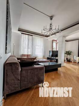 Дом 450м², 3-этажный, посуточно, 