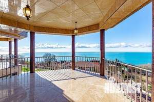 Дом 1400м², 2-этажный, на длительный срок, 