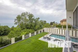 Дом 450м², 2-этажный, посуточно, 