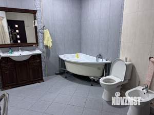 Дом 300м², 3-этажный, на длительный срок, 