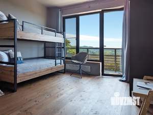 Дом 200м², 2-этажный, на длительный срок, 