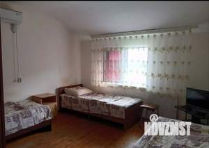 Дом 200м², 2-этажный, на длительный срок, 