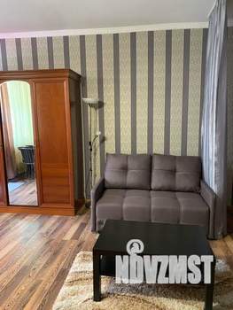 Дом 38м&sup2;, 3-этажный, посуточно, 