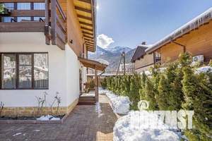 Дом 250м&sup2;, 2-этажный, посуточно, 