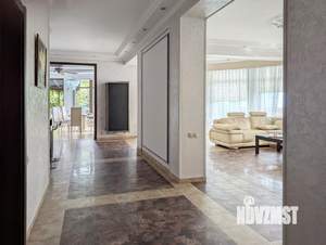 Дом 350м², 2-этажный, посуточно, 