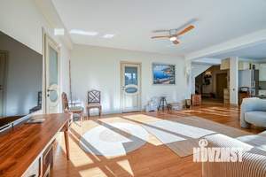 Таунхаус 200м&sup2;, 2-этажный, на длительный срок, 