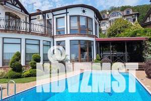 Дом 350м², 2-этажный, посуточно, 