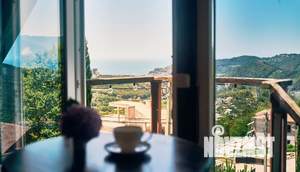 Дом 35м&sup2;, 3-этажный, посуточно, 