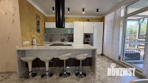 Дом 200м², 3-этажный, посуточно, 