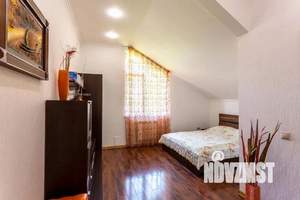 Дом 200м&sup2;, 2-этажный, посуточно, 