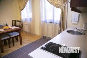 Дом 180м², 3-этажный, посуточно, 