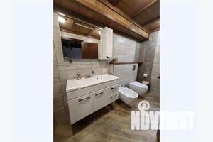 Дом 240м&sup2;, 2-этажный, посуточно, 