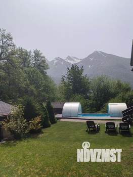 Дом 200м&sup2;, 2-этажный, посуточно, 