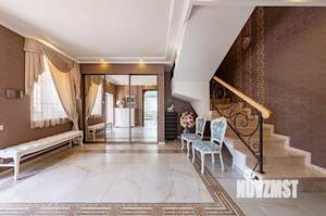 Дом 165м², 2-этажный, на длительный срок, 