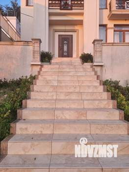 Дом 300м², 2-этажный, на длительный срок, 