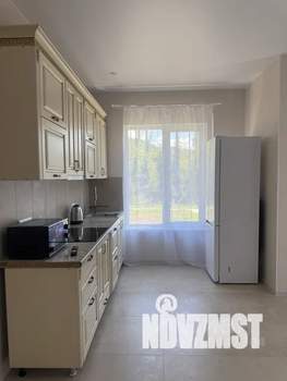 Дом 141м&sup2;, 2-этажный, посуточно, 