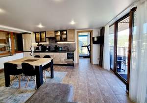 Дом 60м², 3-этажный, на длительный срок, 