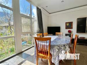 Дом 200м&sup2;, 2-этажный, посуточно, 