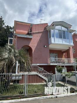 Дом 280м&sup2;, 3-этажный, посуточно, 