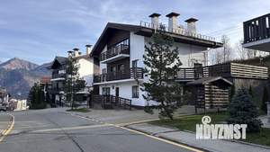 Дом 500м&sup2;, 3-этажный, посуточно, 