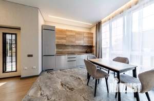 Коттедж 170м², 3-этажный, на длительный срок, 