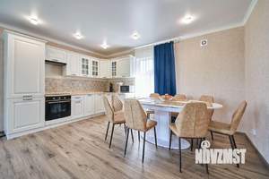 Дом 200м², 3-этажный, посуточно, 