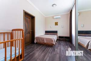 Дом 300м², 3-этажный, посуточно, 