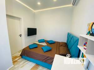 Дом 300м&sup2;, 3-этажный, посуточно, 