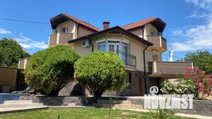 Дом 175м², 3-этажный, посуточно, 