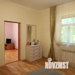 Дом 90м&sup2;, 2-этажный, посуточно, 