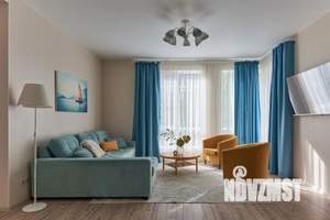 Дом 200м&sup2;, 2-этажный, посуточно, 